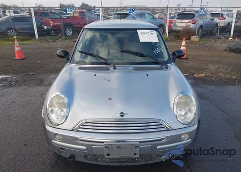 2004 Mini Cooper from USA, damaged, VIN WMWRC33414TC49782